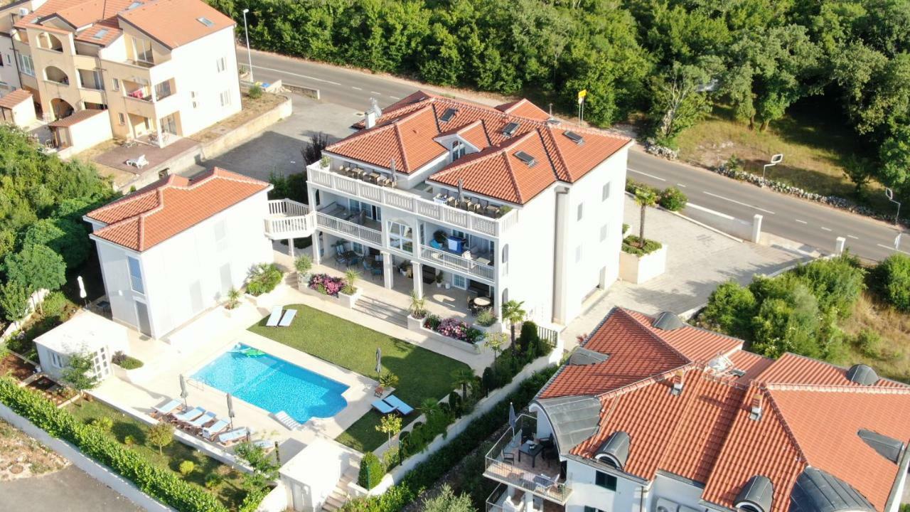Luxury Rooms Vila Carissa Malinska Εξωτερικό φωτογραφία